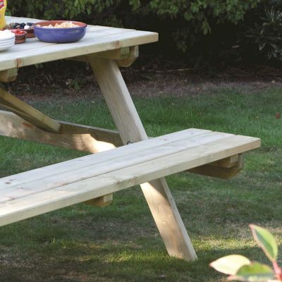 Rowlinson 4ft Picnic Bench One Garden, Rowlinson Round Wooden Picnic Table 6 5ft