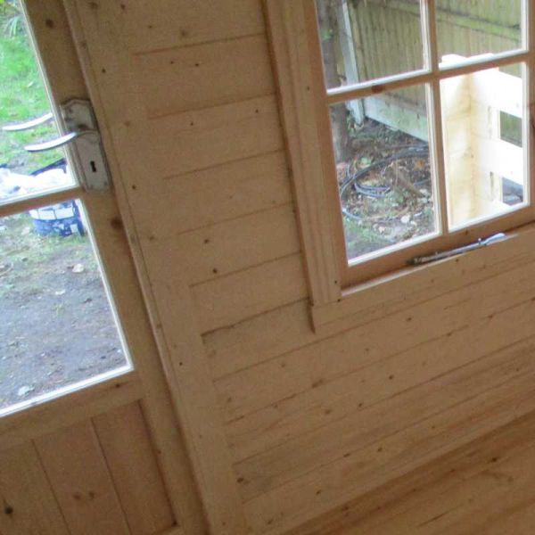 Shire Maulden Log Cabin with Veranda 10x8