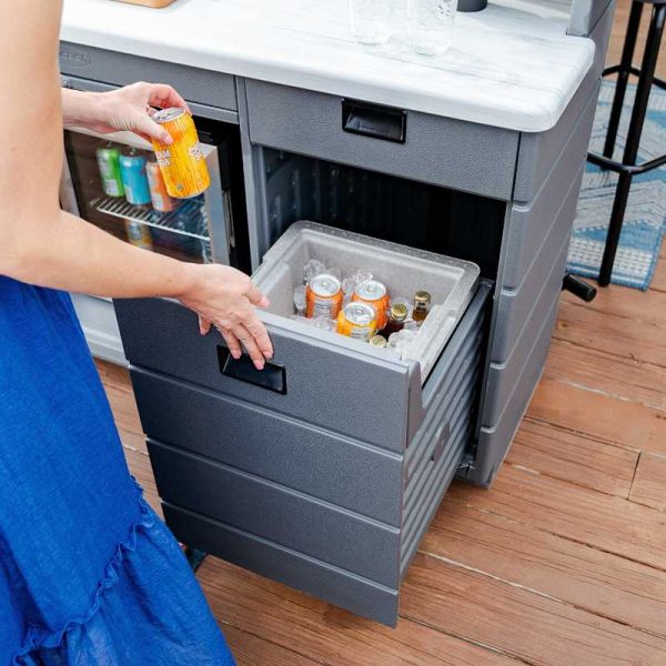 Suncast Oasis Garden Bar